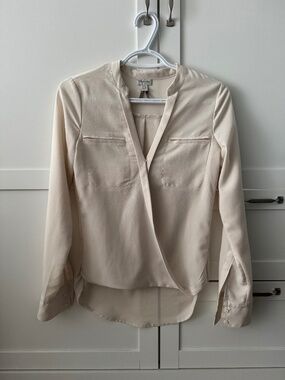 Dynamite Cream Blouse Chiffon